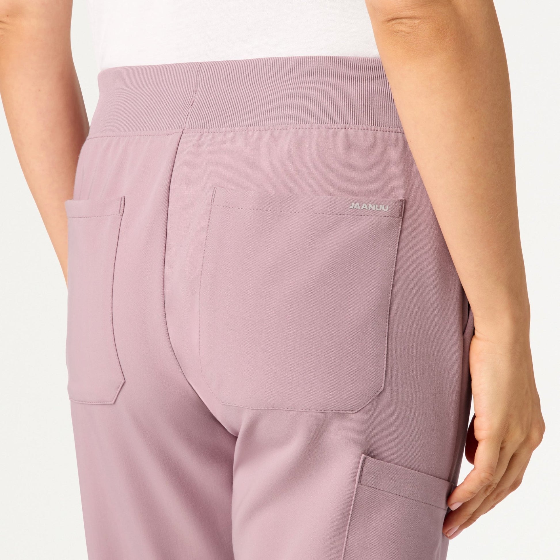JAANUU Silex Knit-Waist Scrub Jogger Blossom Pink - Get Scrubbed