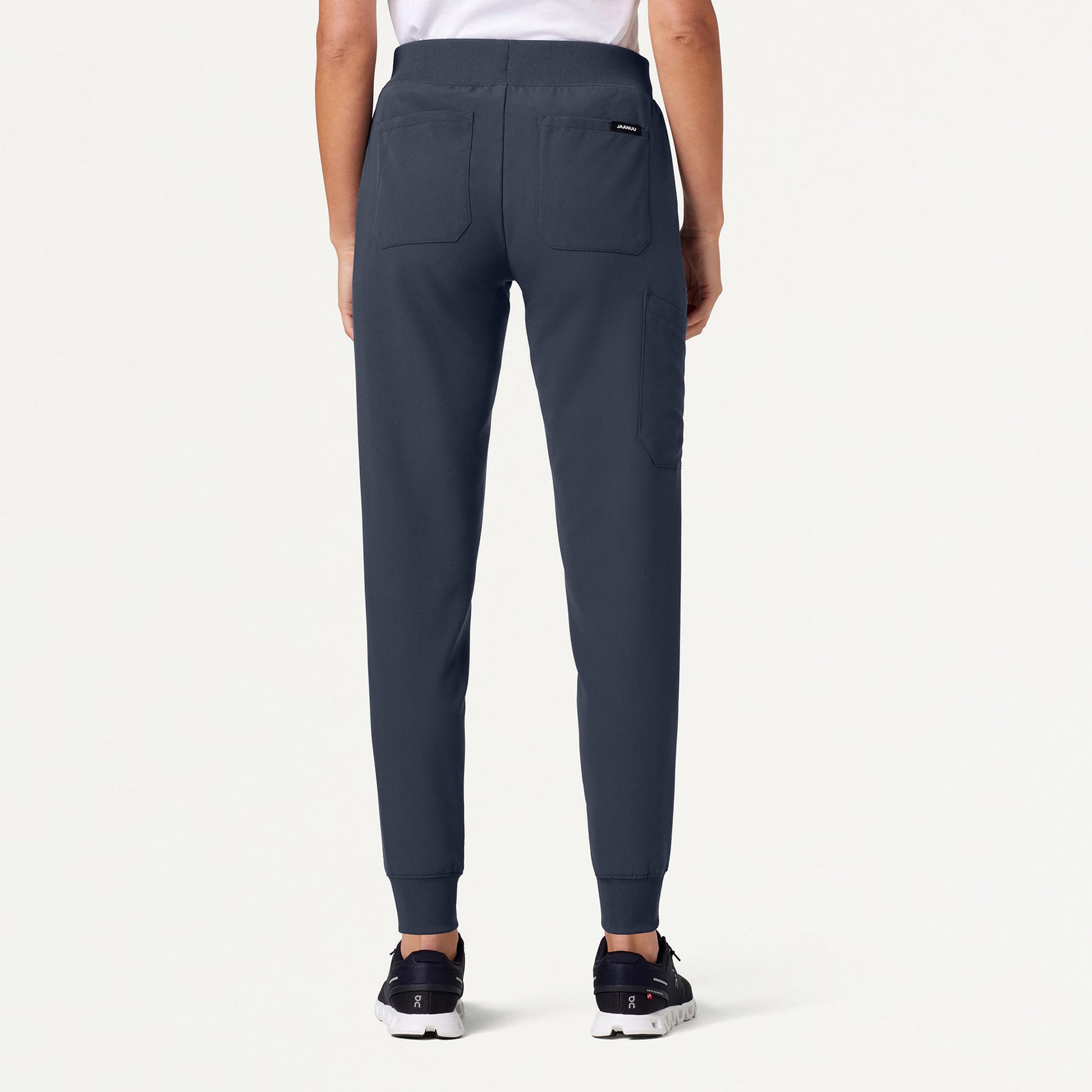 JAANUU Silex Knit - Waist Scrub Jogger Carbon Gray - Get Scrubbed